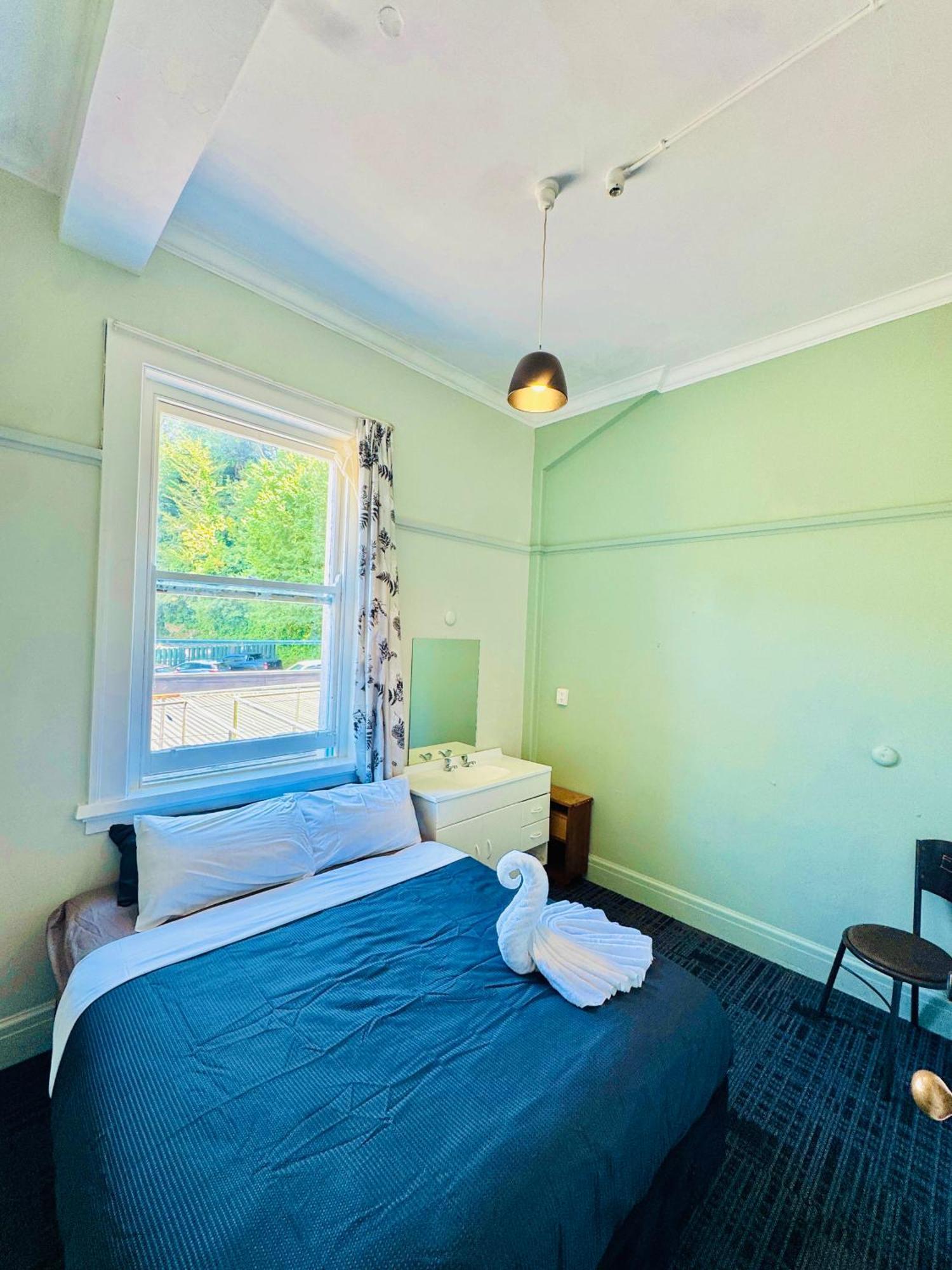 Crashpalace Backpackers نابيير المظهر الخارجي الصورة