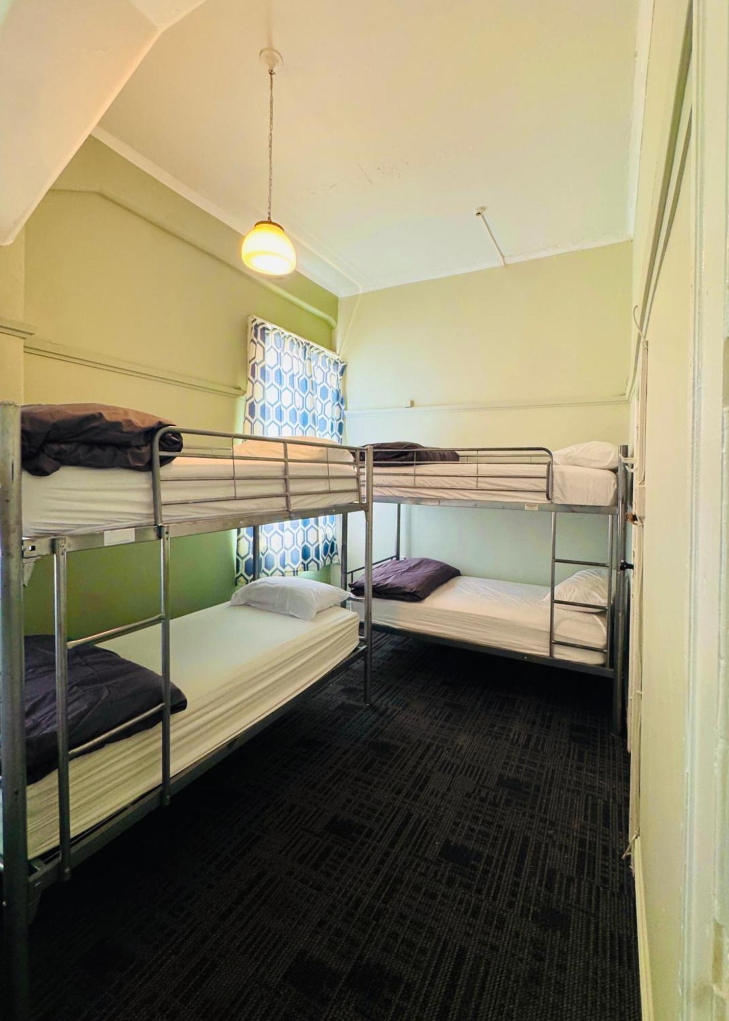 Crashpalace Backpackers نابيير المظهر الخارجي الصورة